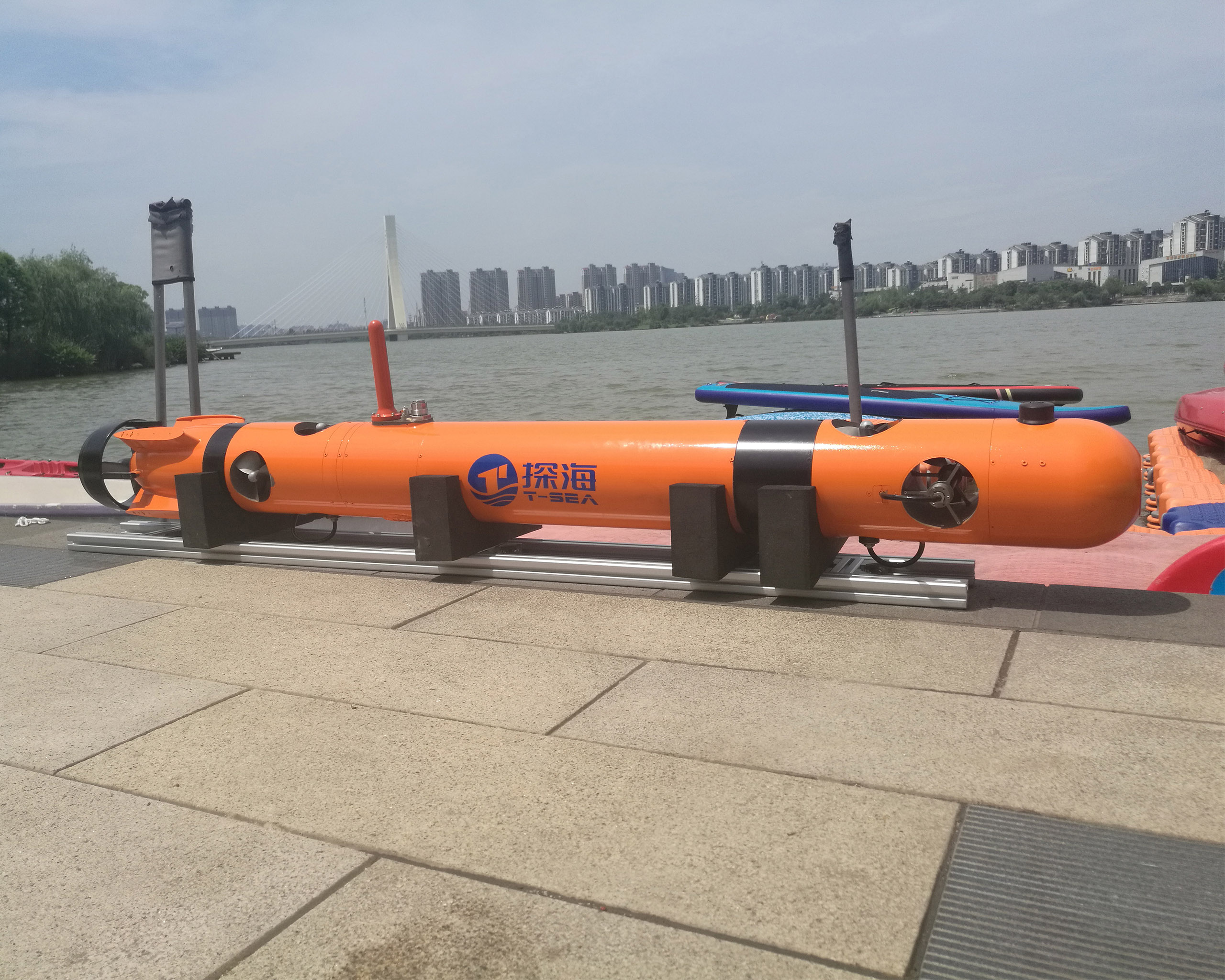 ELFIN E200 Autonomous Underwater Vehicle